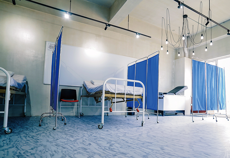 日本の病院と連携し病気・怪我などに安心対応